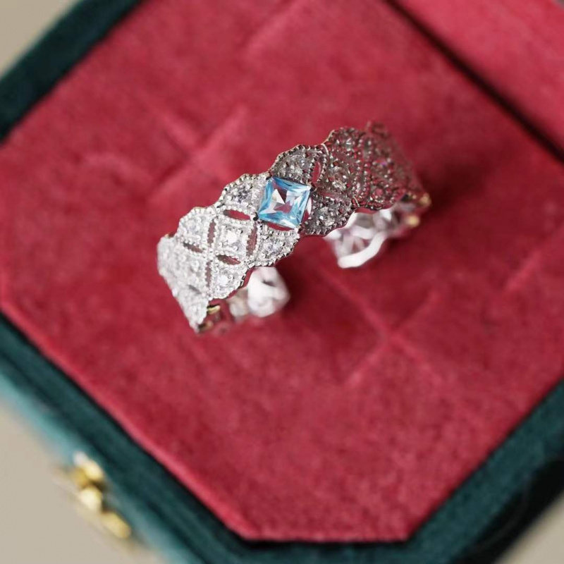Princess Cut London Blue Topaz - Vintage Fashion London avaliação e preço
